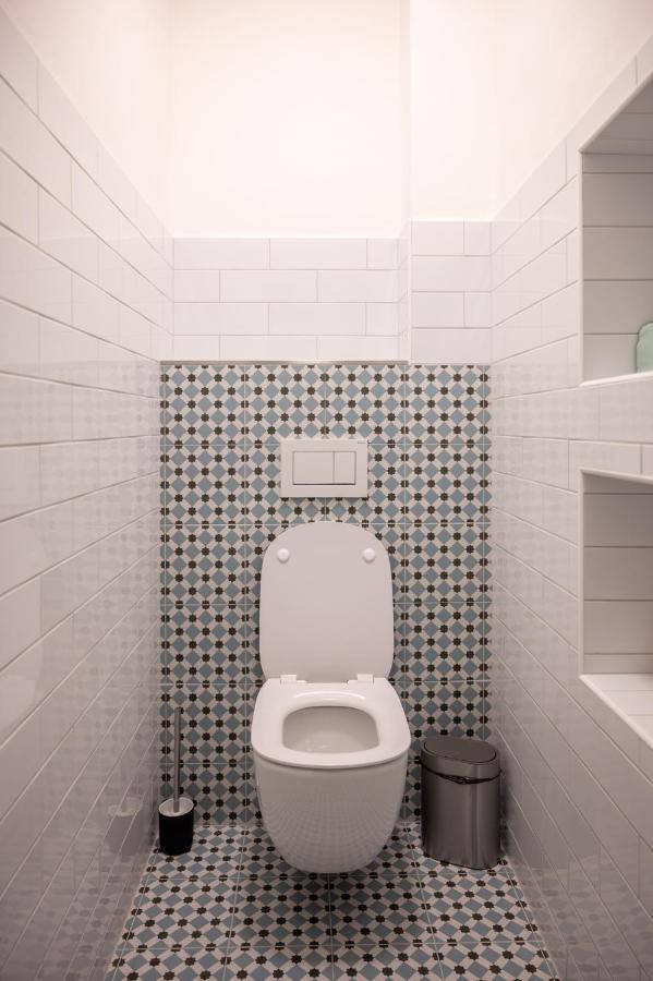 Art Hostel & Apartments Dvur Kralove nad Labem Luaran gambar