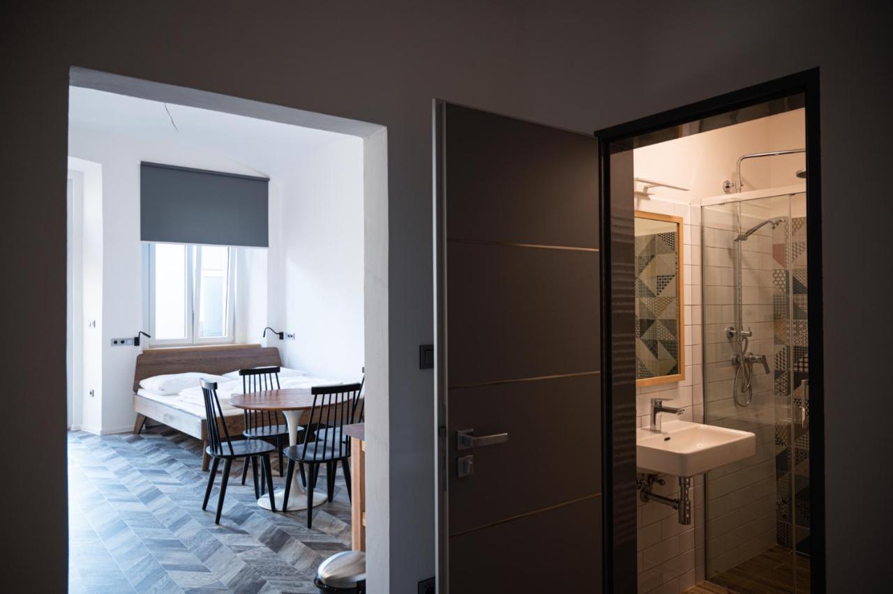 Art Hostel & Apartments Dvur Kralove nad Labem Luaran gambar