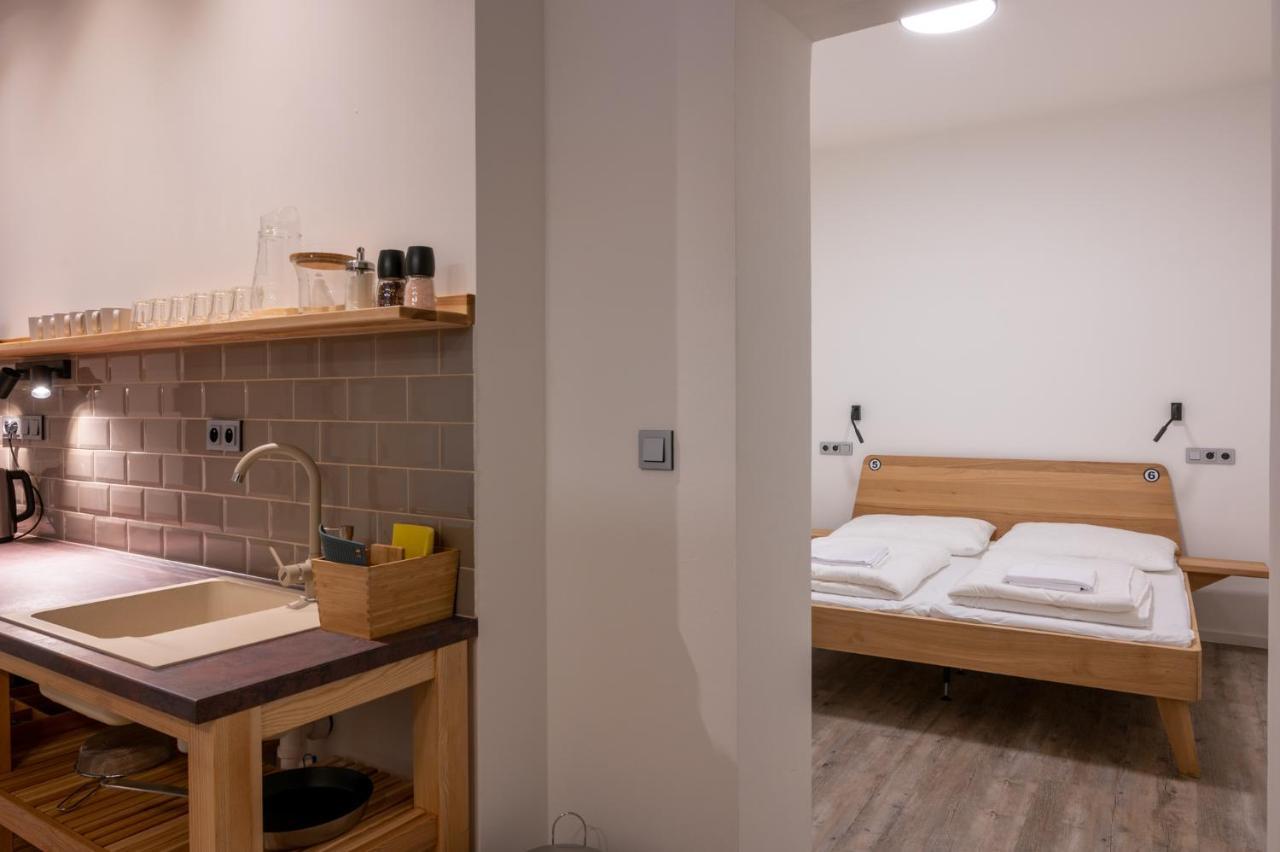Art Hostel & Apartments Dvur Kralove nad Labem Luaran gambar