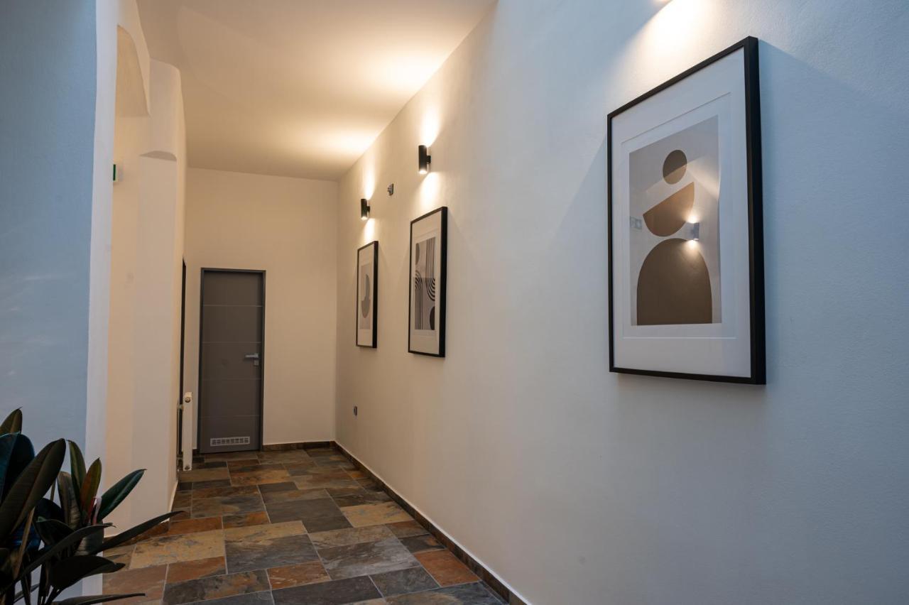 Art Hostel & Apartments Dvur Kralove nad Labem Luaran gambar
